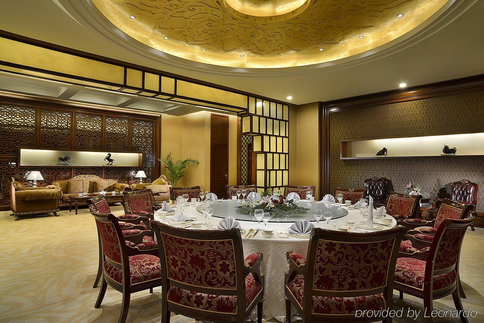 คราวน์ พลาซา ออร์ดอส Hotel ร้านอาหาร รูปภาพ